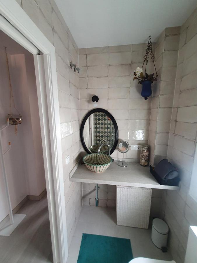 Beautiful Apartment With Terrace San Basilio Севілья Екстер'єр фото